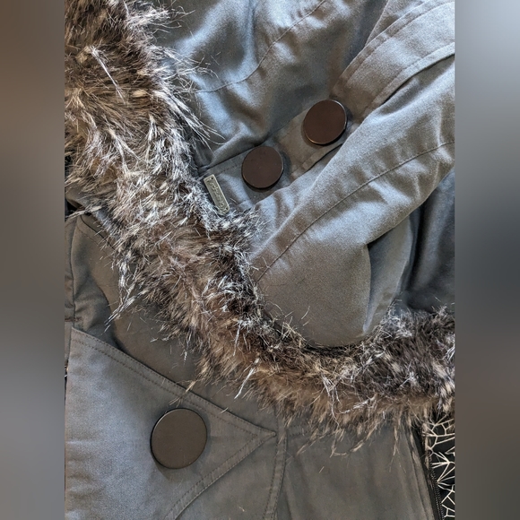 SCHWIING Large Winter Coat - Picture 5 of 8